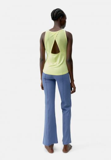 Спортивный топ