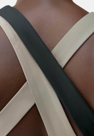 Спортивный бюстгальтер