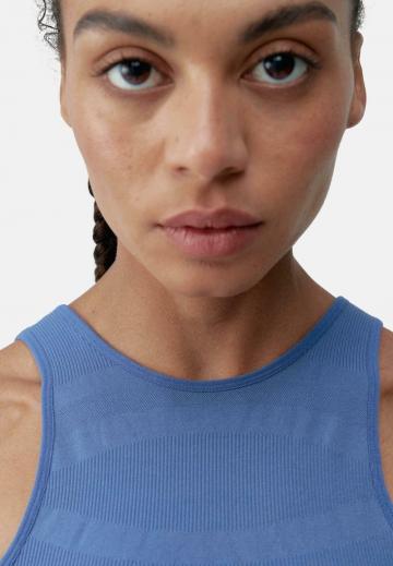 Спортивный бюстгальтер