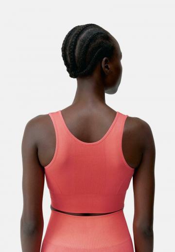 Спортивный бюстгальтер