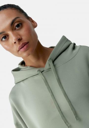 Спортивная толстовка