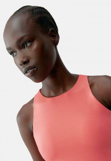 Спортивный топ