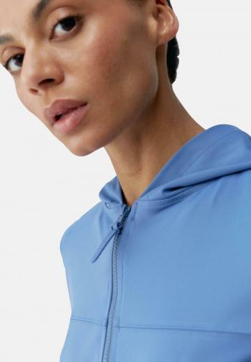 Спортивная куртка