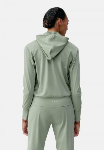 Спортивная куртка