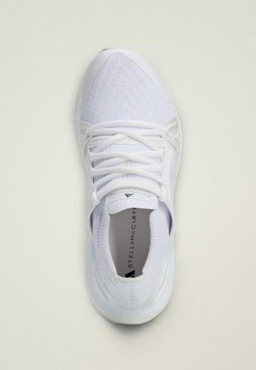 Беговые кроссовки