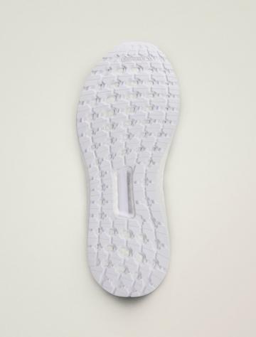 Беговые кроссовки