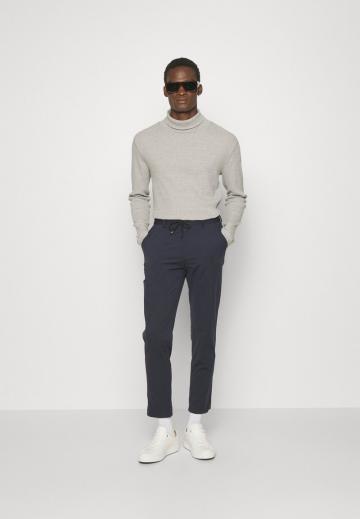 Костюмные брюки