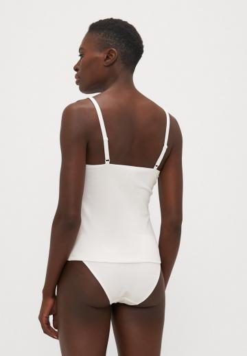 Топ на бретельках