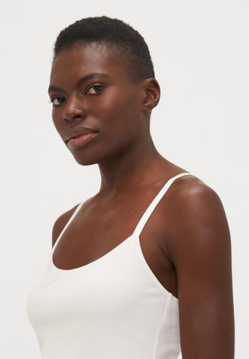 Топ на бретельках