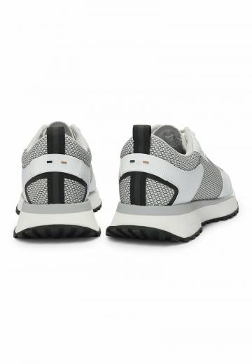 Беговые кроссовки