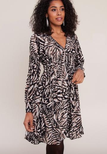 Короткое платье