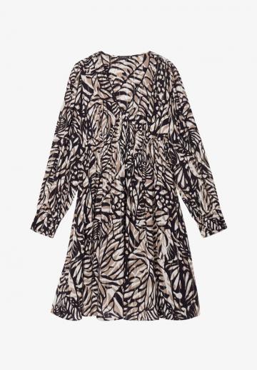 Короткое платье