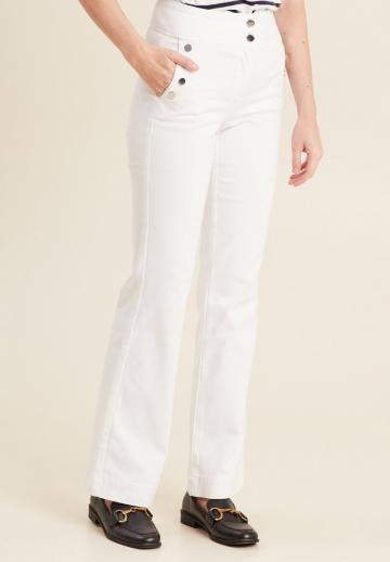 Клешеные брюки