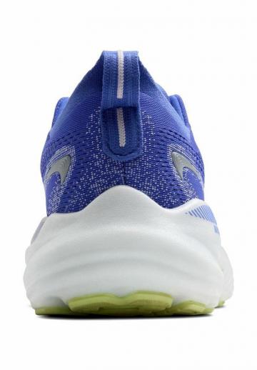 Беговые кроссовки