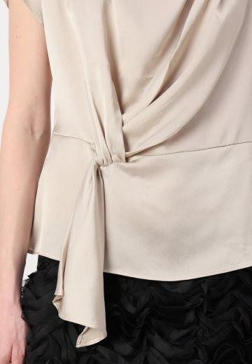 Атласная блузка