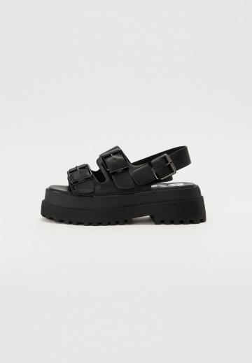 Босоножки на платформе