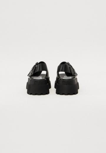 Босоножки на платформе