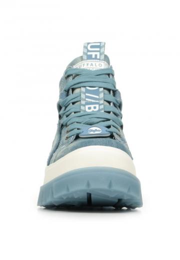 Ботинки на шнуровке