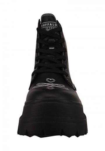 Ботинки на шнуровке