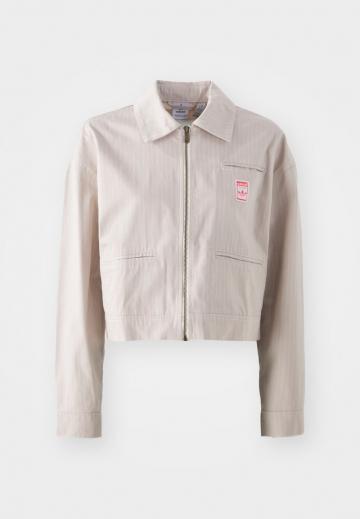 Короткая куртка