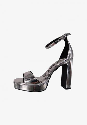 Босоножки на платформе