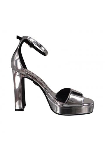 Босоножки на платформе