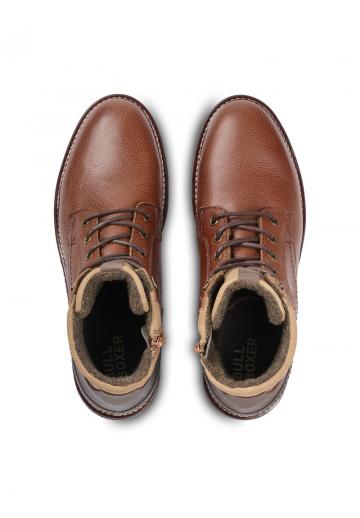 Ботинки на шнуровке