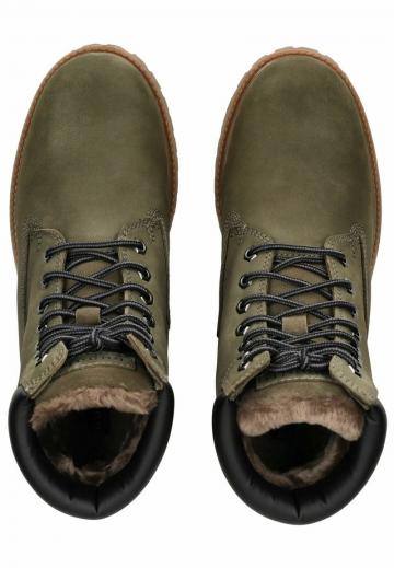 Зимние ботинки