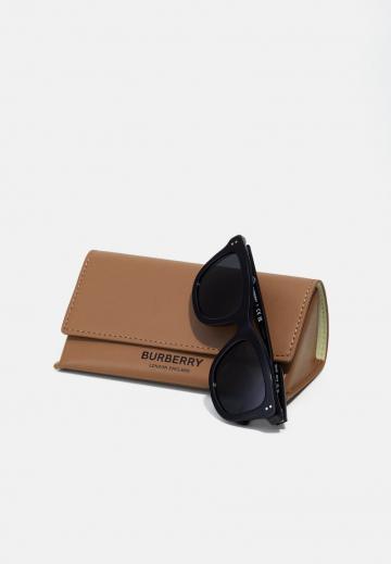 Солнечные очки