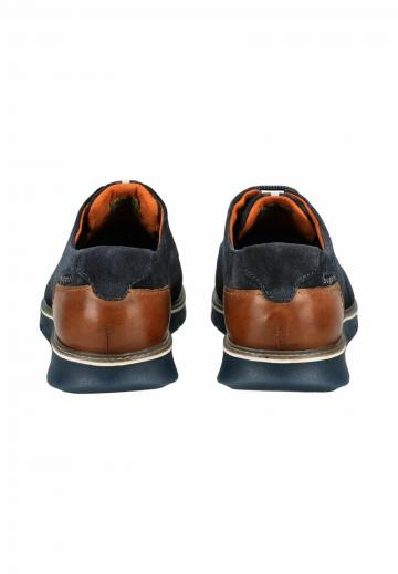 Ботинки на шнуровке