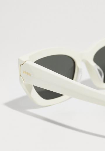 Солнечные очки