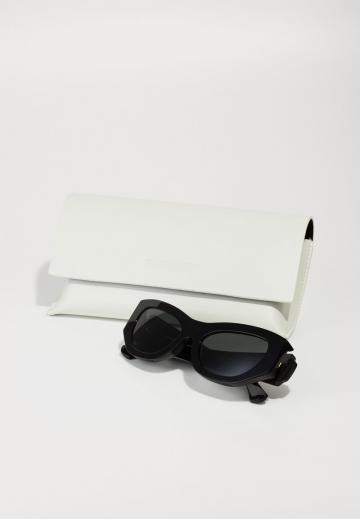 Солнечные очки