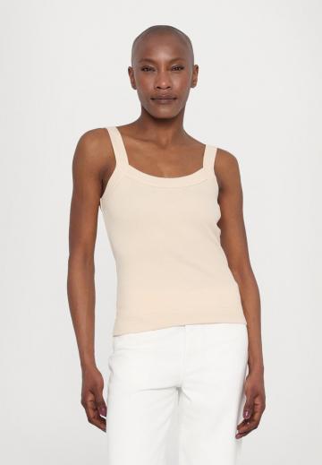 Джинсы бойфренда