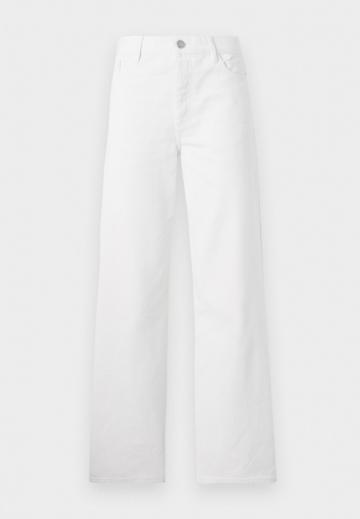 Джинсы бойфренда