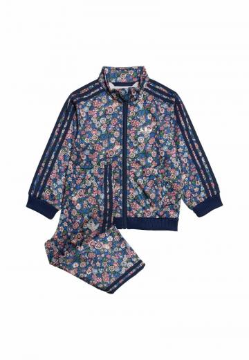 Набор одежды