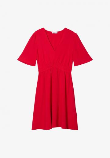 Короткое платье