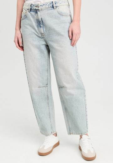 Свободные джинсы