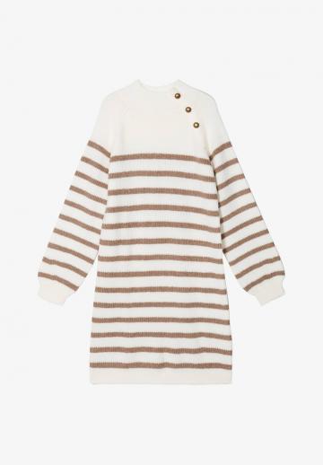 Вязаное платье