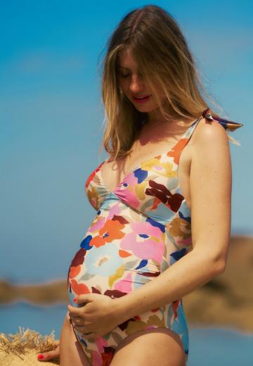 Слитный купальник