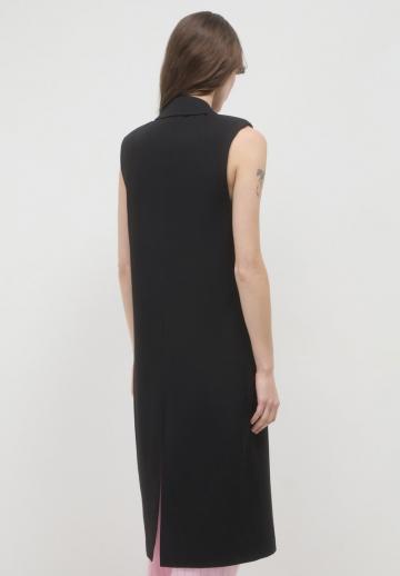 Длинный жилет