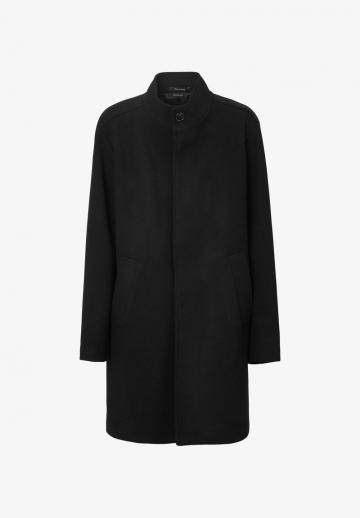 Короткое пальто