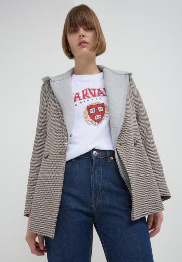 Короткое пальто