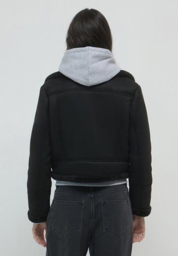 Короткая куртка