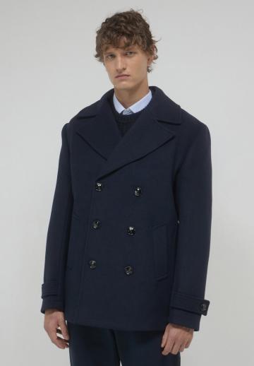 Короткое пальто