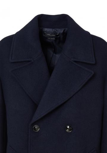 Короткое пальто