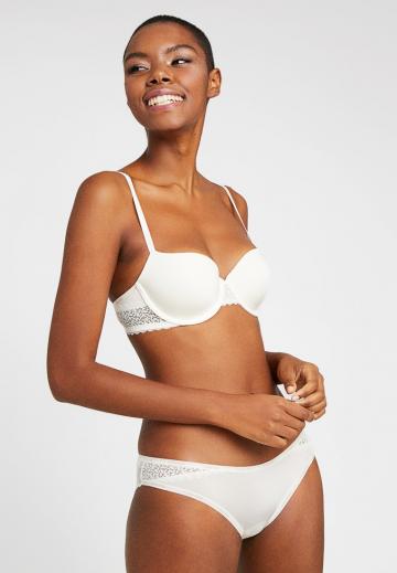 Бюстгальтер на косточках