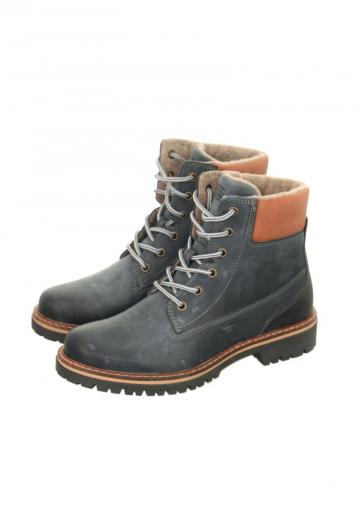 Ботинки на шнуровке