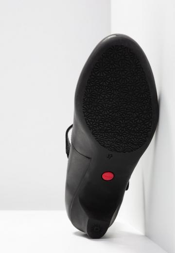 Туфли с ремешком