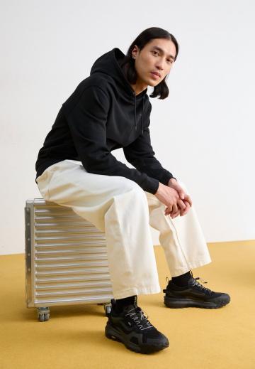 Свободные джинсы