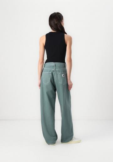 Свободные джинсы